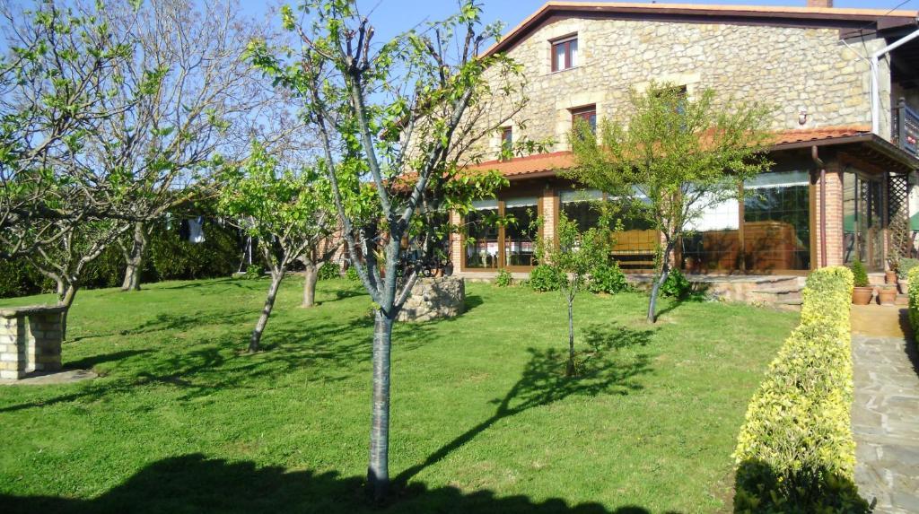 Posada Herran Hotel Santillana del Mar Exterior photo